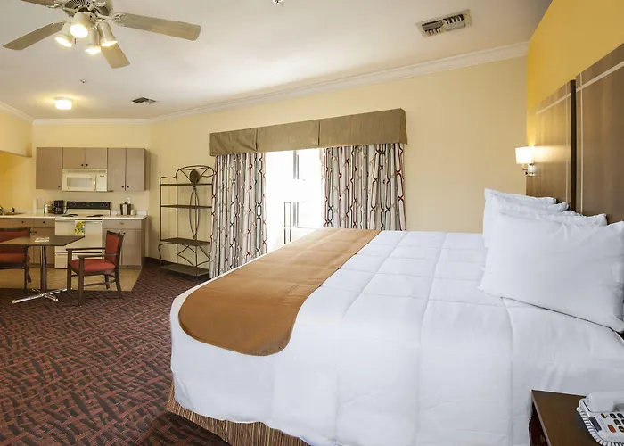 Wildflower At Bell Rock Hotel 3*