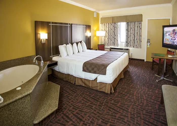 Wildflower At Bell Rock Hotel 3*